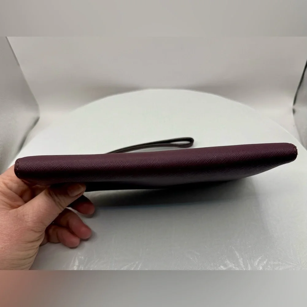 Kate Spade‎ Women's Burgundy Leather Wristlet Wallet Striped Logo